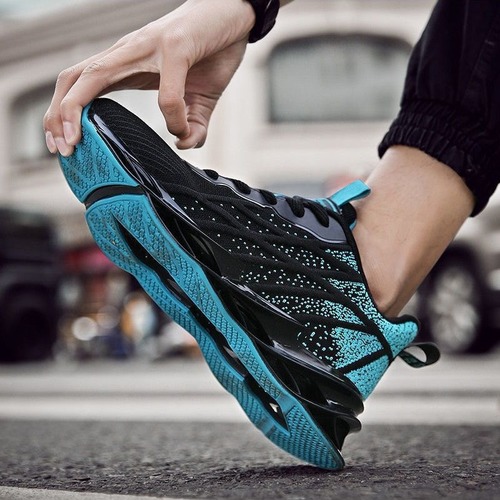 Trendy sports shoes, new fashion, lightweight, versatile basketball shoes with a mesh design for breathability and comfort, suitable for students and casual wear.