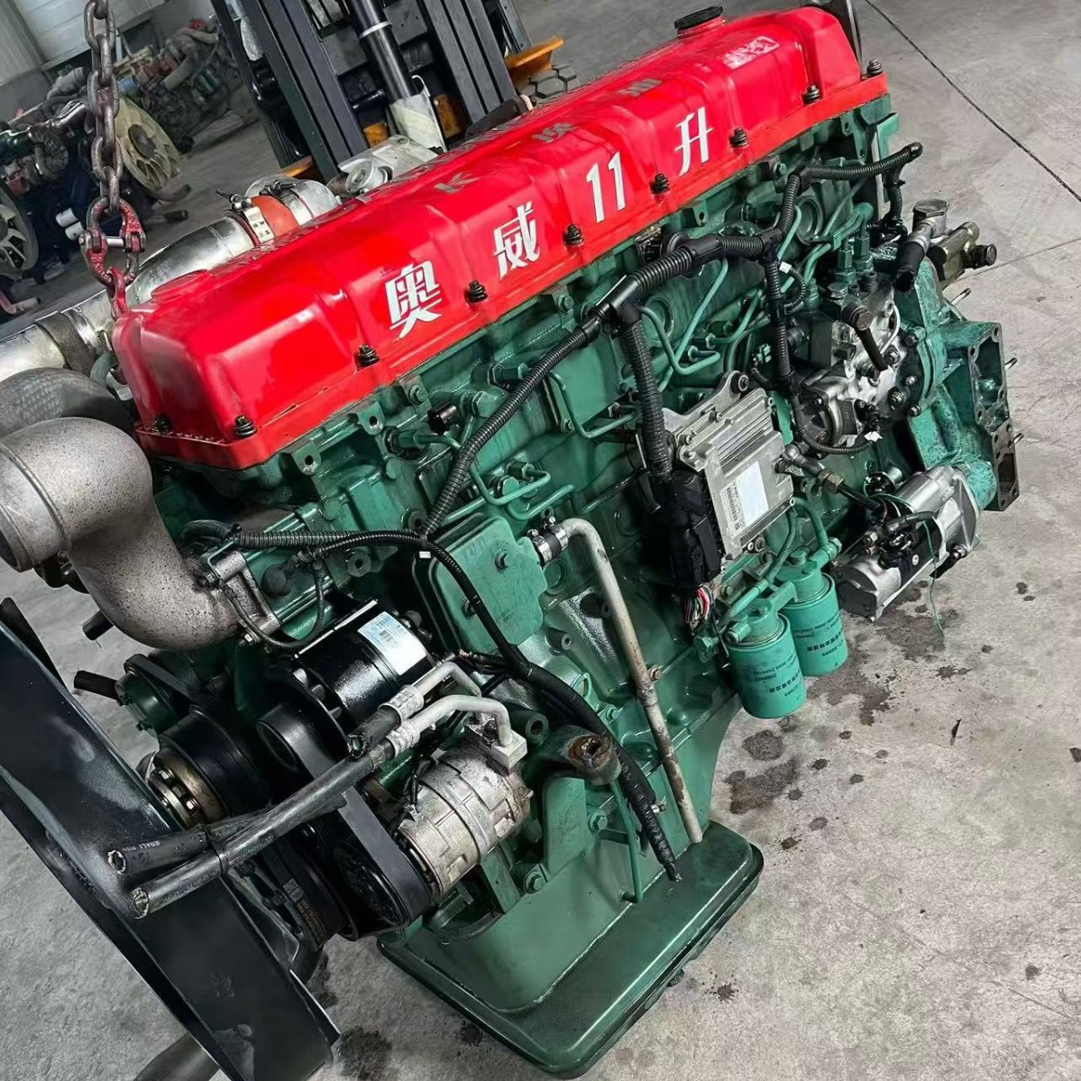 National May Day 11-liter 6DM2-46E51 engine, Sichuan Diesel Engine, and Liberation 13-liter CA6DM3-550.500 engine