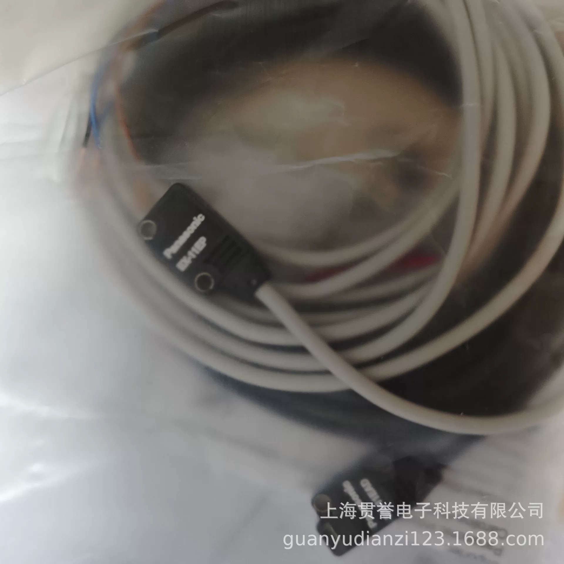 Panasonic Panasonic ультратонкий фотоэлектрический датчик усилитель встроенный EX-11EA UEX11EA-Z