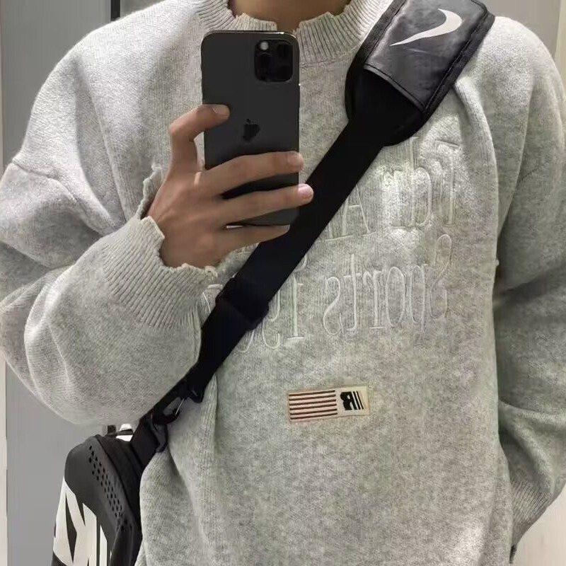 Vintage Embroidered Distressed Design Sweater for Men and Women, Autumn and Winter Trendy Niche Lazy Style Loose Soft Knitted Sweater