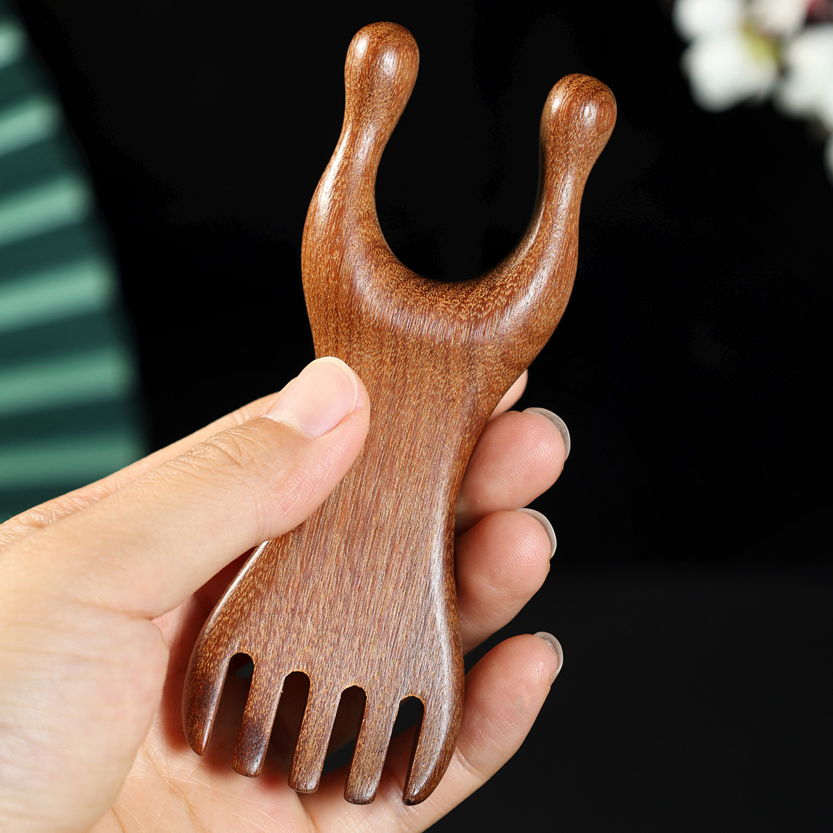 檀木虎爪按摩梳耙子鹿角刮痧工具面部按摩点穴鼻刮脸部经络刷女生