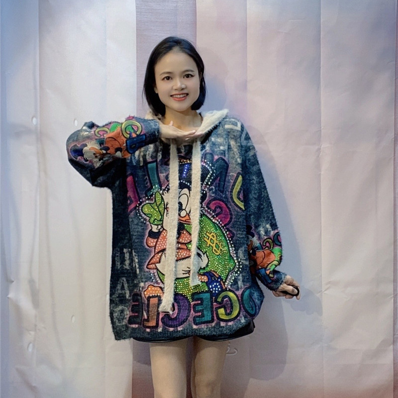 European plus size Heavy Industry Hot Drilling 2024 Autumn New Donald Duck Printed Hooded Sweater Women's Loose Plush Top