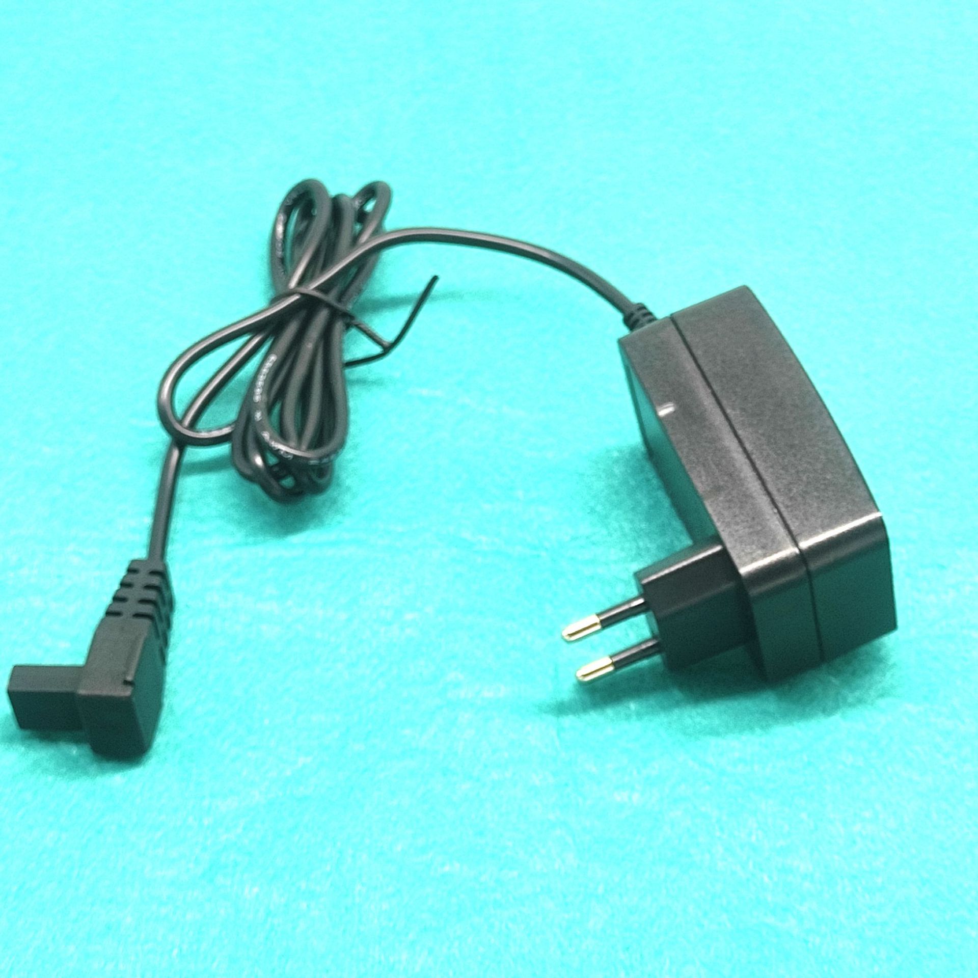 12.6V1.8A 1.5A 2A Eu Plug CE CErtificAtion Pool Equipment B-shAped TAil Elbow ChArger AdApter Power Supply