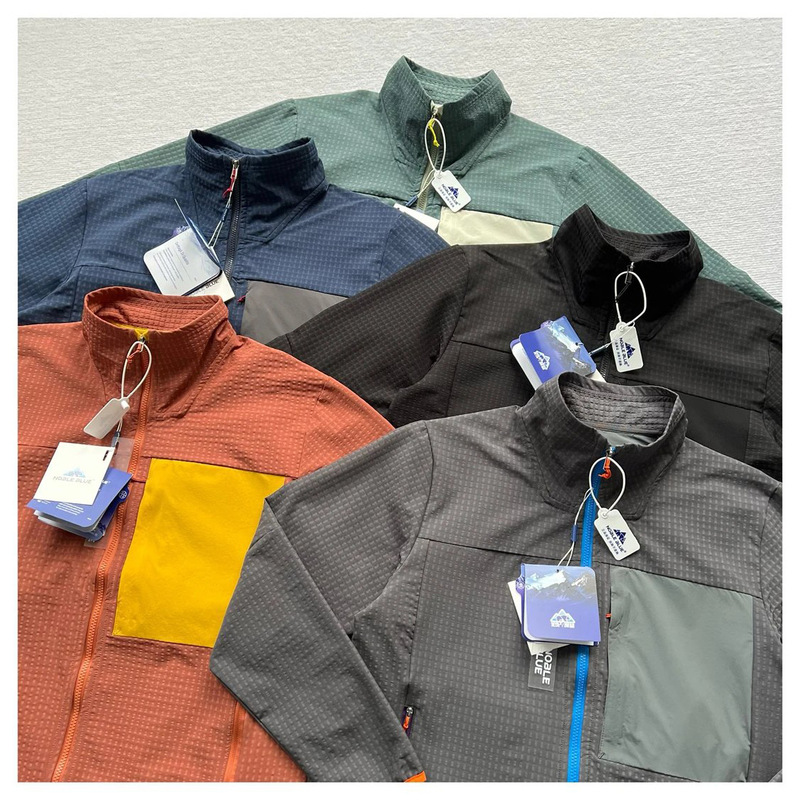 Pata No-Brand Alternative R2 Mountain-Style Outdoor Lightweight Windproof Water-Repellent Breathable Stand-Up Collar Softshell Jacket Trendy