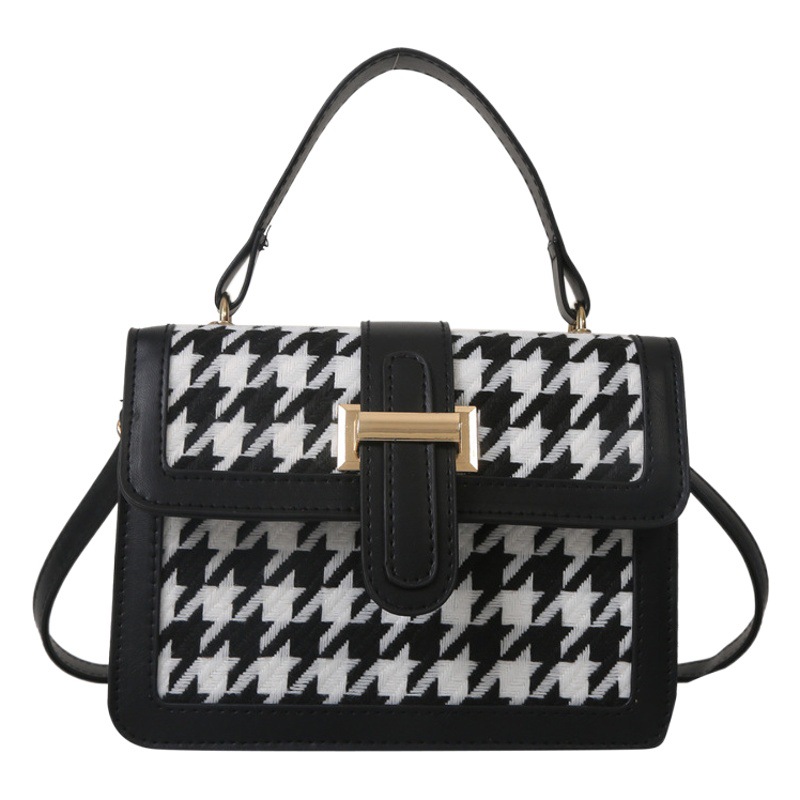 Bolsa tejida estilo Chanel 2024 Nueva Bolsa cuadrada pequeña bolsa de mensajero de nicho de Invierno para mujer