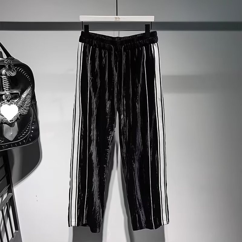 Stilvolles zweifarbiges, gestreiftes Samt-Trainingsanzug-Set für Herren – trendiger, lässiger Kapuzenpullover und Jogginghose für den Winter_voghion.com