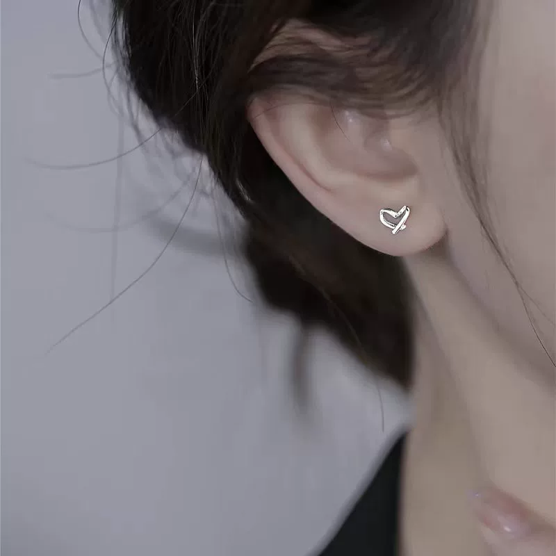 Серьги женские, акценты из жемчуга, яркий привлекательный стиль, несколько цветовых кодов