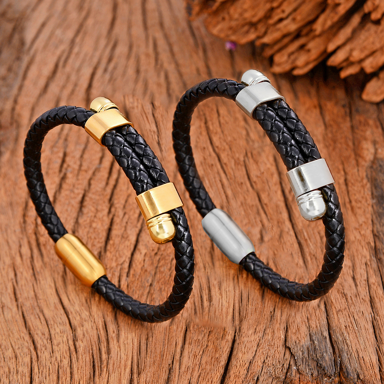 Men's Gender Retro Punk Solid Color 304 Stainless Steel Pu Leather Men's Bangle Men Cord & Leather Bracelets
