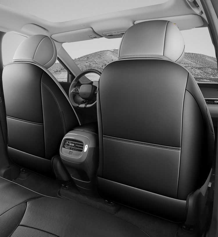 Suitable for Jihu T1, this is a full-coverage, breathable leather seat cover designed for the 2025/2026 model year, providing all-season comfort