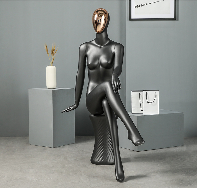 Maniquí Femenino de Cuerpo Completo de Fibra de Vidrio con Cabeza Galvanizada para Escaparate de Tienda de Ropa image 9