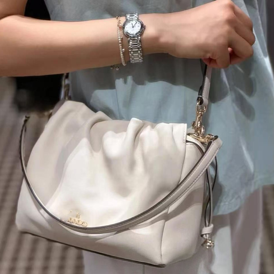 2025 New Faye Cloud Bag Genuine Leather Handbag Luxury Underarm Bag Versatile Soft Leather Shoulder Crossbody Bag - Thumbnail 4