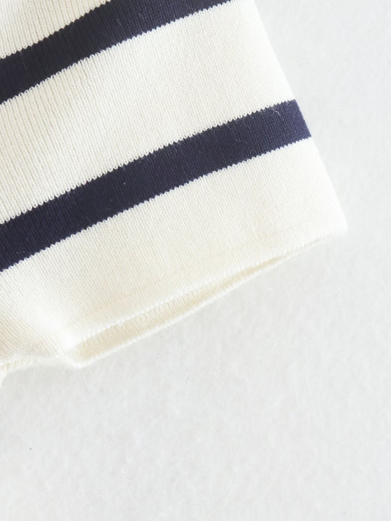 Women's T-shirt Half Sleeve Sweaters & Cardigans Streetwear Stripe display picture 7