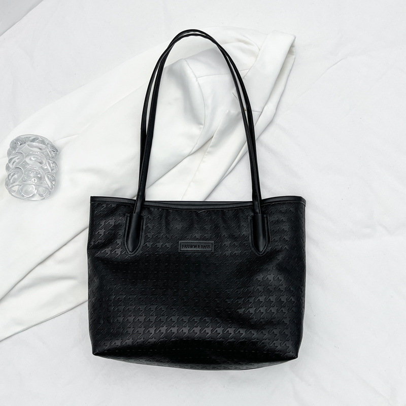 Bolsa de gran capacidad para mujeres 2024 nueva bolsa de hombro de trabajo casual, sensación avanzada de estudiantes universitarios en clase, bolsa de viaje