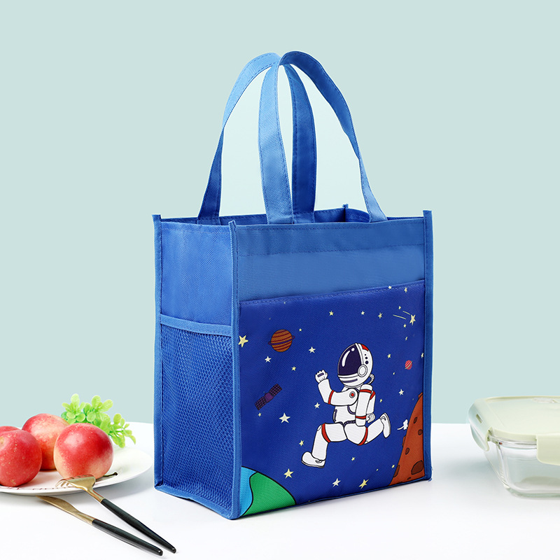 12ブルー宇宙飛行士