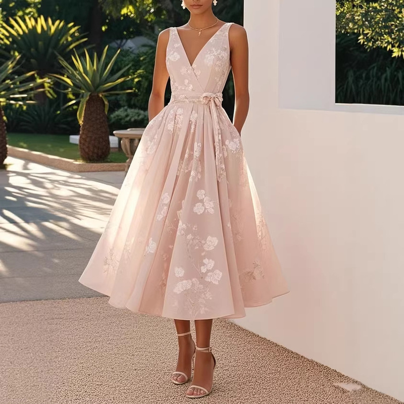 2025 European and American Women's Formal Dress Banquet Evening Gown Amazon Sleeveless Vest V-Neck Digital Print Dress