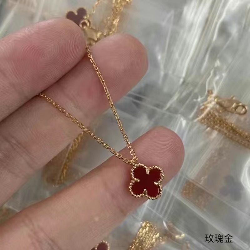 高版本银四叶草项链渡18K金是手链玫瑰红玉髓玛瑙白贝吊坠锁骨链|undefined
