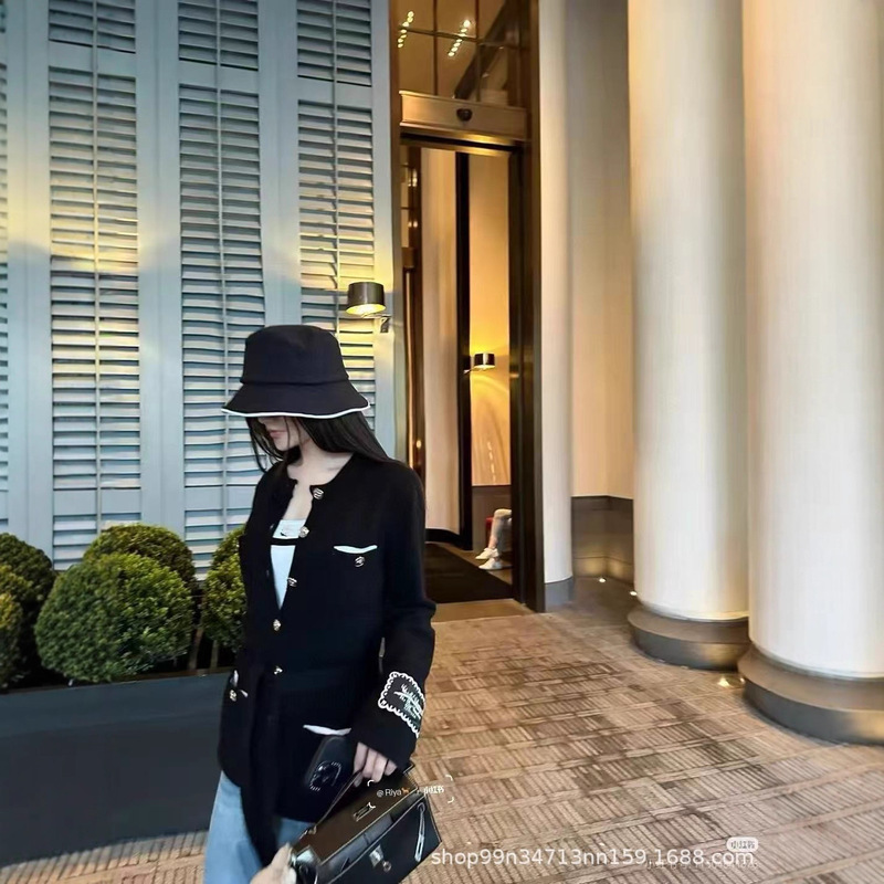 25 Early Autumn New Style Lace-Up Bow Lazy High-End Elegant Two-Color Long Knitted Cardigan Free of Charge