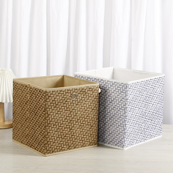 Folding cloth