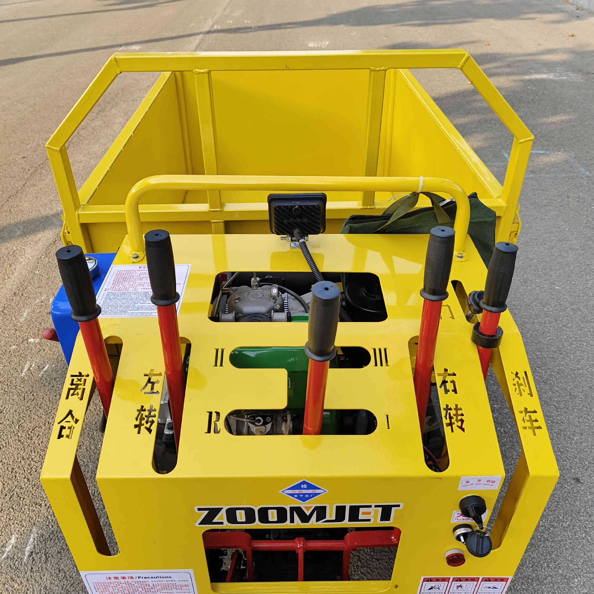 1.5吨爬山虎履带运输车 履带运输车爬山虎 爬山虎履带车 履带式爬