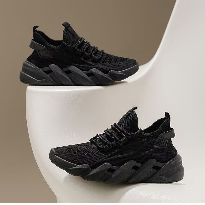 Casual Shoes 2025 New Fly-Knit Couple Sports Shoes Outdoor Running Shoes Soft Sole Fashion Versatile Sports Shoes One Piece Casual Shoes 2025 New Fly-Knit Couple Sports Shoes Outdoor Running Shoes Soft Sole Fashion Versatile Sports Shoes One Piece