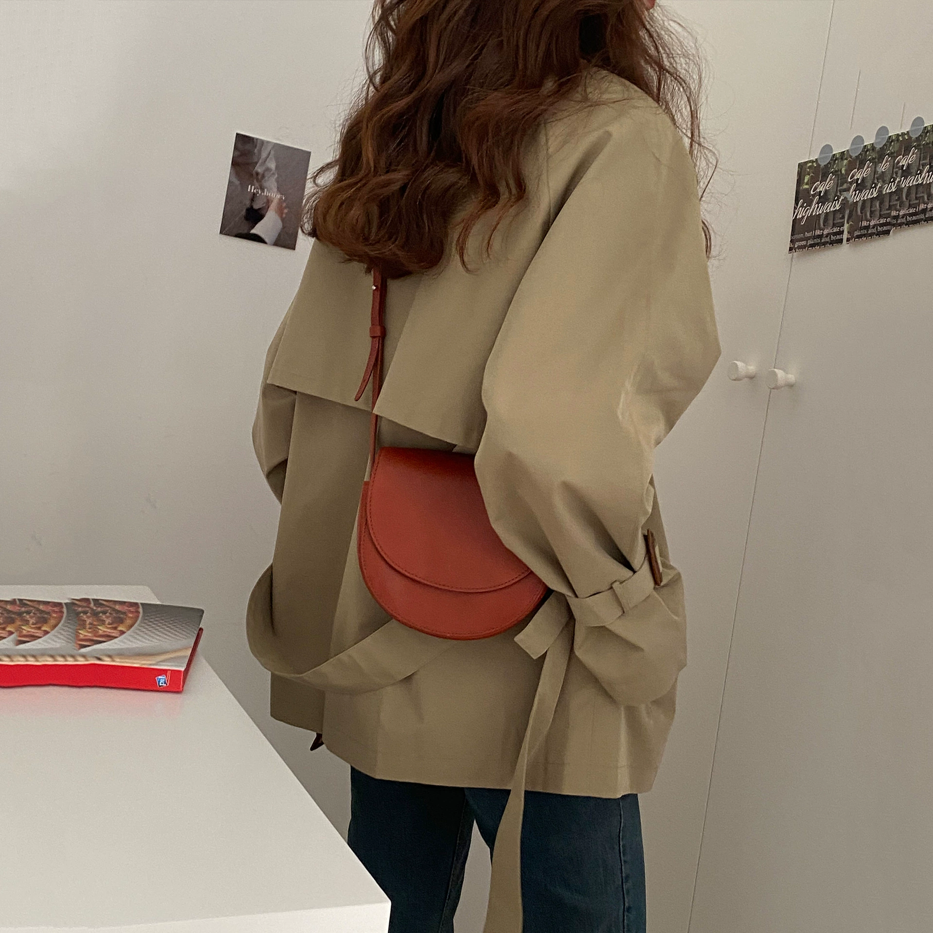 Autumn trench coat, short jacket, British style, Korean style, bright catchy style