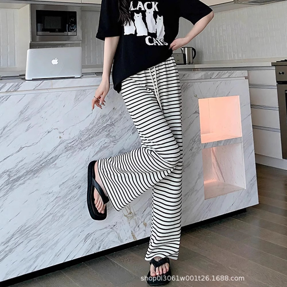 Verano femenino nuevo estilo pequeño cintura alta pantalones de rayas blancas y negras drapeado delgado pantalones de trapeador casuales rectos sueltos