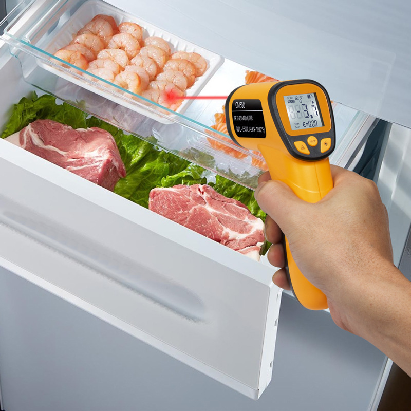 厂家批发电子温度计温控枪厨房工业激光测温仪红外线测温枪GM550