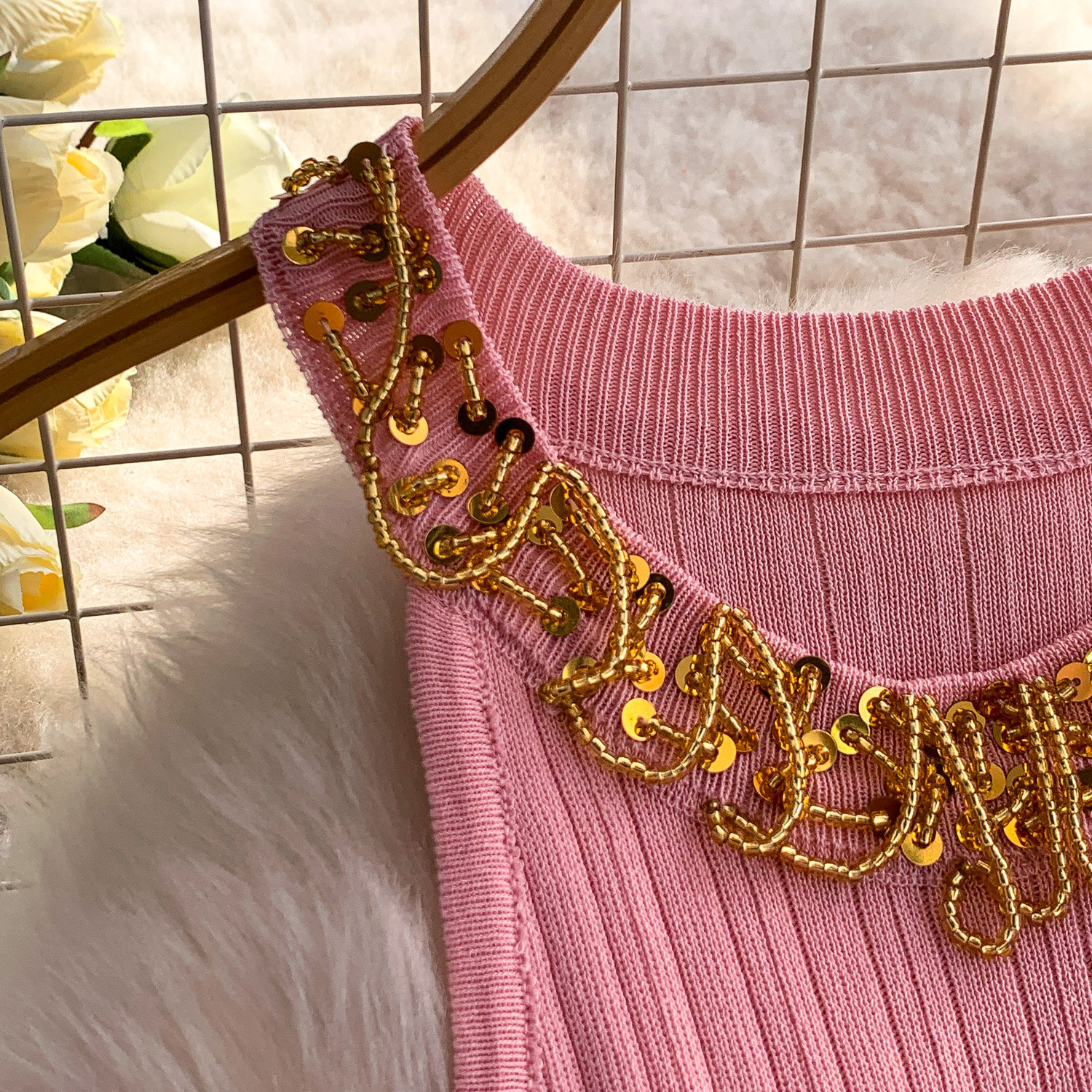 Elegant Sequined Halter Neck Dress For Women Slimming Flattering Summer Style Puffy Knitted Mini Skirt High End_ecoleips.com