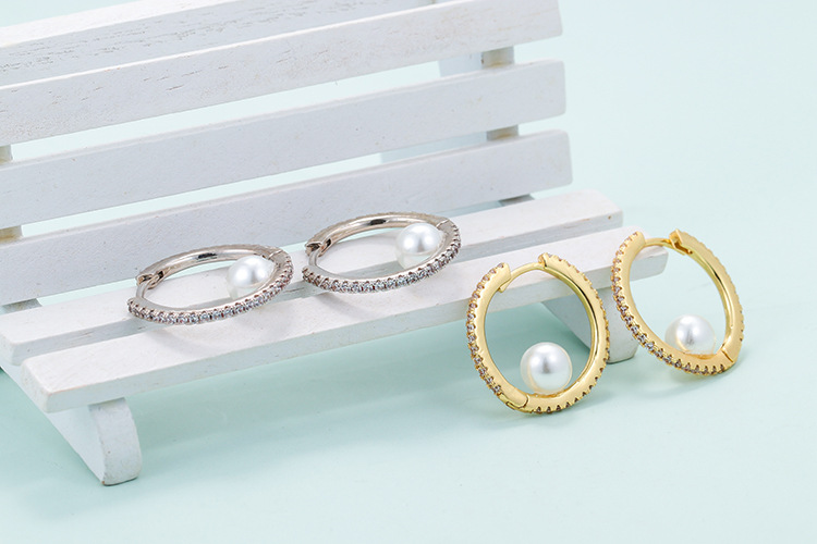 Copper Material Round Pattern Fashion Micro-inlaid Zircon Pearl Copper Earrings