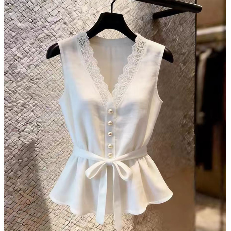 Chic White Sleeveless Lace Patchwork Top for Women, with a Commuter Style Design and a Unique, Stylish Waist-Cinching Shirt That Looks Great