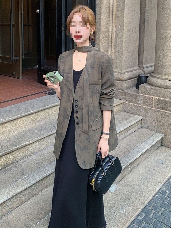 Loose Collarless Blazer in Maillard Coffee Color for Women, Early Autumn Trendy Design with a Vintage Style