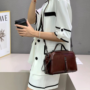 ��Ƥ����Ůʿ����ţƤ���Ҹ��б�����ʿ�D�μ���߼��а������