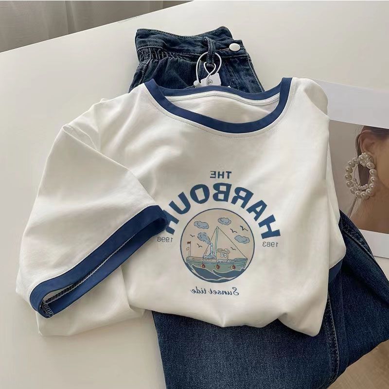 White and Blue Contrasting Short-Sleeved T-Shirt for Women with Summer Design, Niche French Style, Beautiful, Unique and Chic Small Shirt, Right Shoulder Top