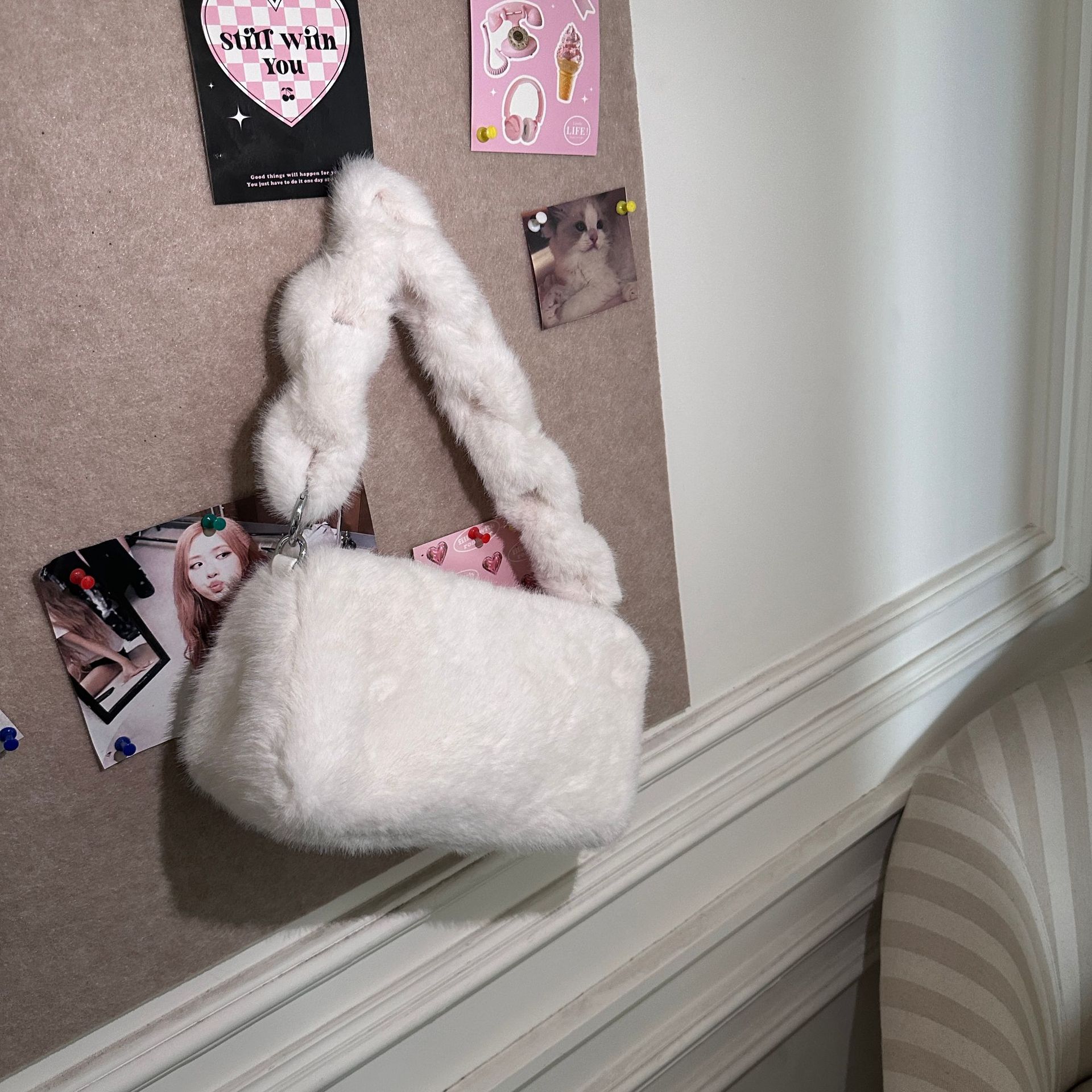 Bolso cuadrado pequeño con cremallera, lindo bolso de ins casual, todo fósforo, ligero, diseño de nicho, bolso de hombro diagonal de felpa de otoño