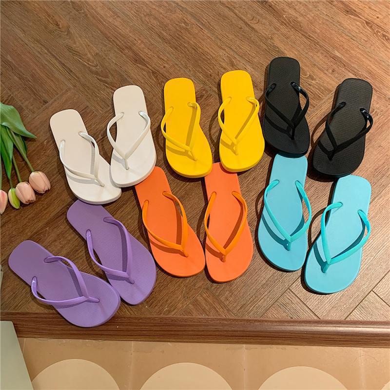 2025 Summer New Korean Style Flat Flip-Flops for Women, Trendy Ins-Style Couple's Simple Solid Color Thong Beach Sandals for Summer 2025 Summer New Korean Style Flat Flip-Flops for Women, Trendy Ins-Style Couple's Simple Solid Color Thong Beach Sandals for Summer