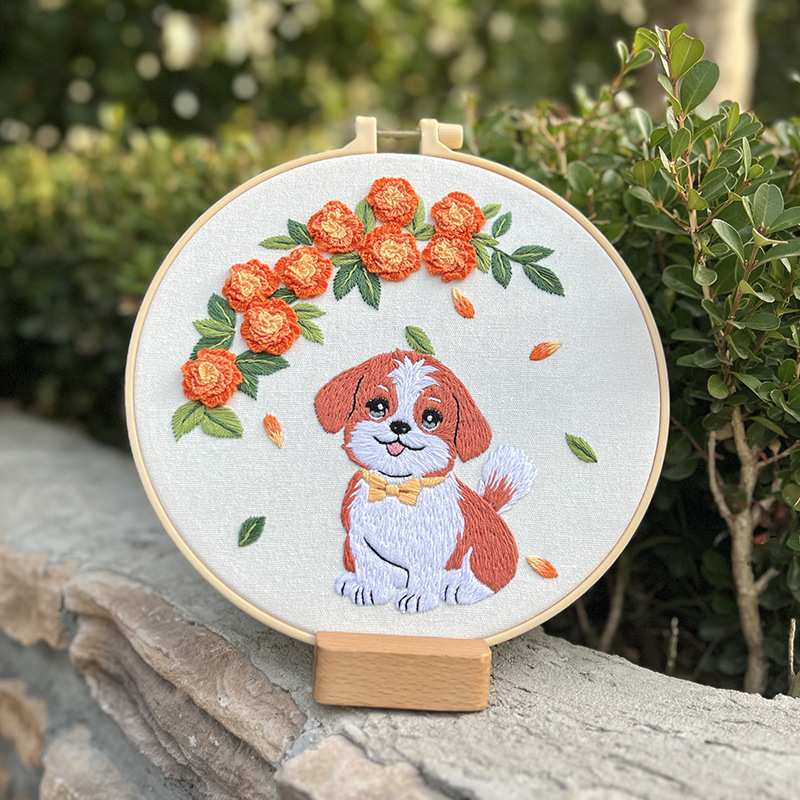 Cachorro de dibujos animados pintura colgante paquete de material de bricolaje bordado a mano flores y plantas de estilo europeo animales pintura pequeña en inglés pintura simple Lu bordado pintura