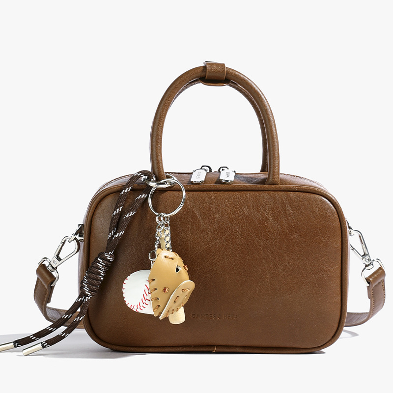 Bolso de bolos retro popular este año 2025 nuevo bolso de mujer transfronterizo nicho universal sensación de alta calidad bolso de hombro