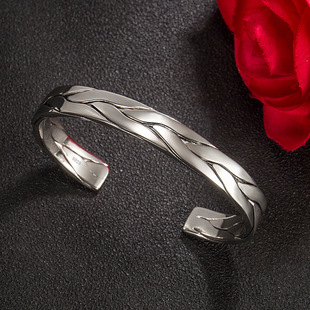 �y�����~��y�����W�_�����C�n��۵Ľ�����H�֭h����Ů���ѶY��