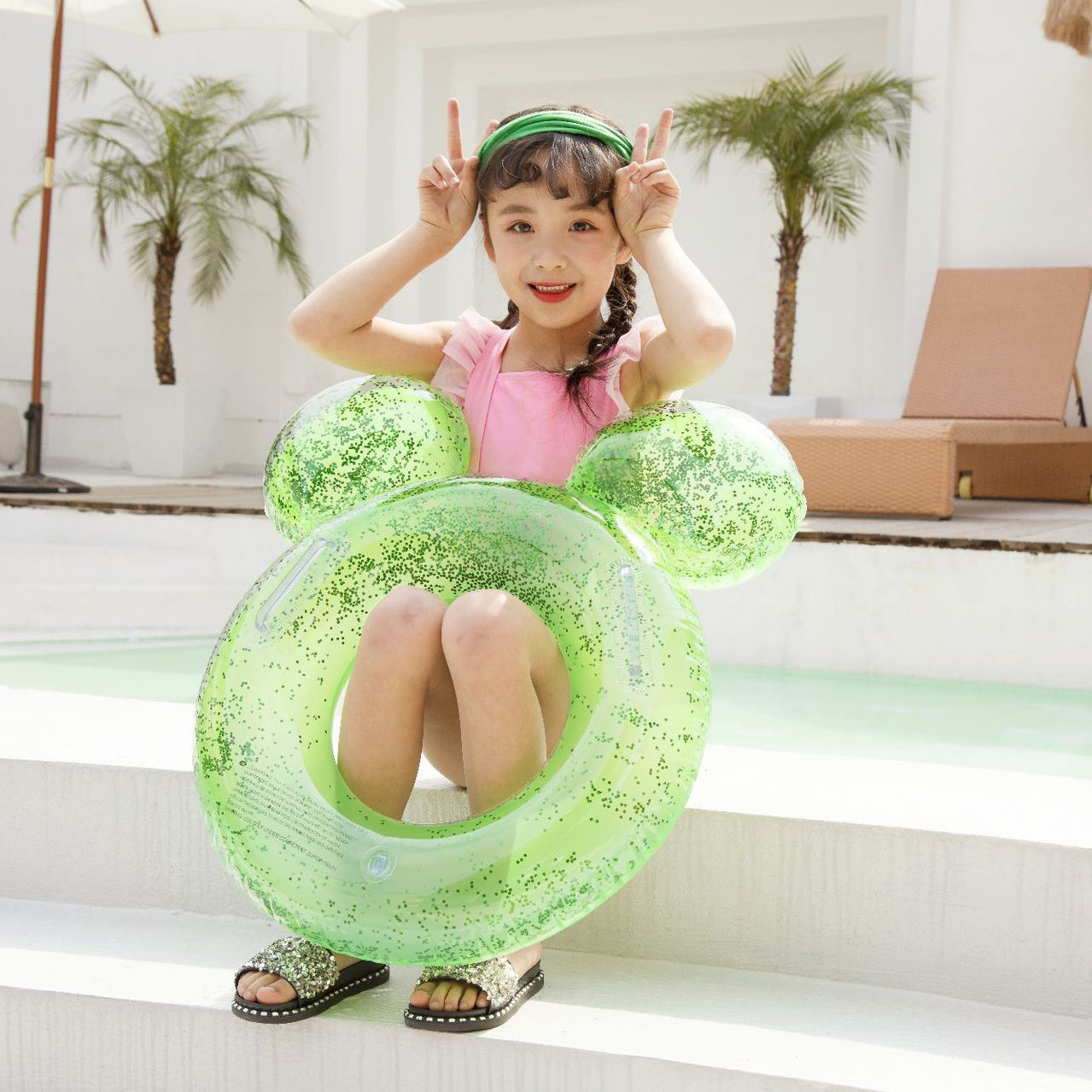 15760718446_2121068239