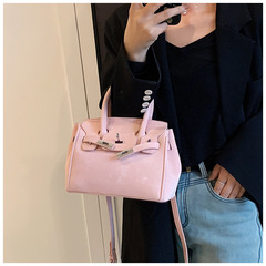 時尚韓版凱莉包包女2024夏季新款潮時尚手提包高級質感單肩斜挎包