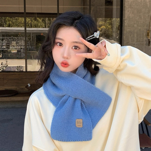 Korean-style knitted yarn solid color scarf for women, autumn and winter ambiance, cross narrow type small scarf, student versatile warm