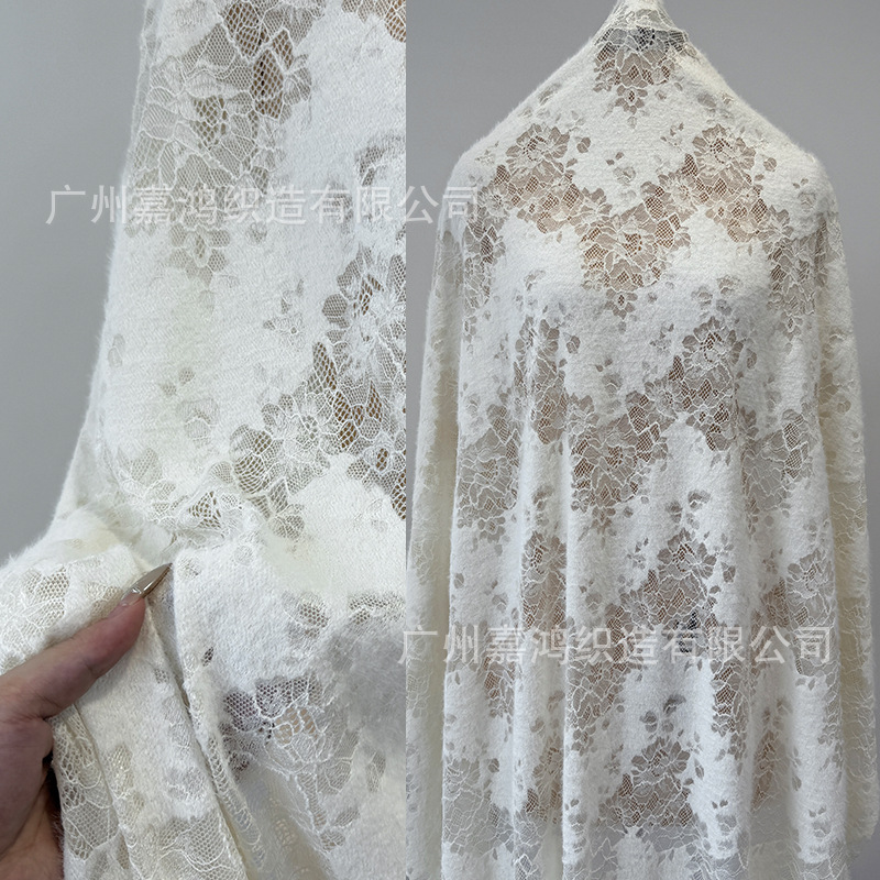 Temperamento francés blanco pluma hilo vestido de encaje otoño invierno vestido de encaje de cola de pez tela de encaje