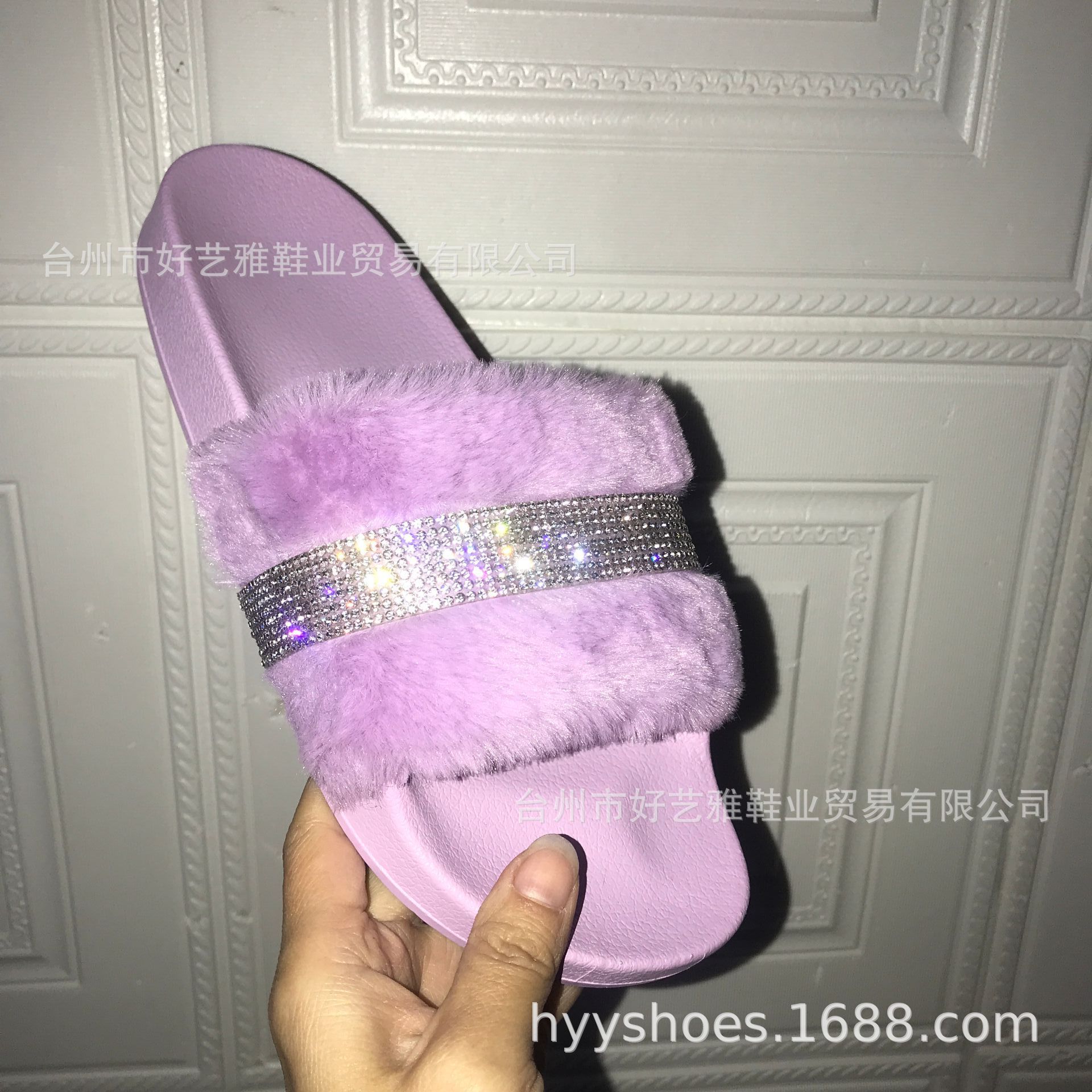 Transfronterizo 2022 AliExpress Comercio exterior 43 más tamaño de fondo grueso talón plano zapatillas de felpa zapatillas de mujer colorido brillante Rhinestone