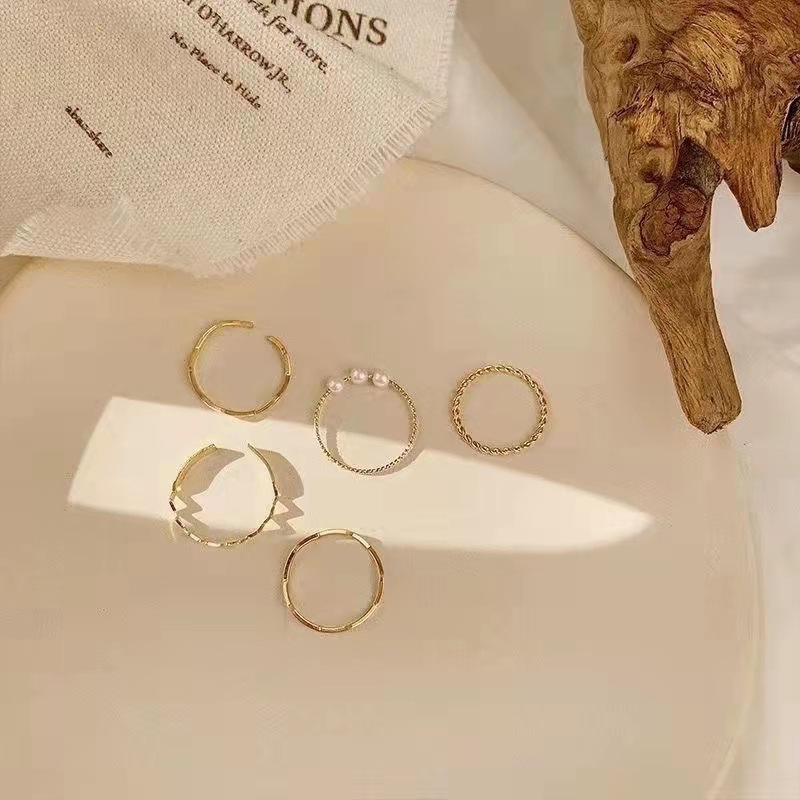 Minimalist Stackable Ring Set With Cubic Zirconia For Women_voghion.com