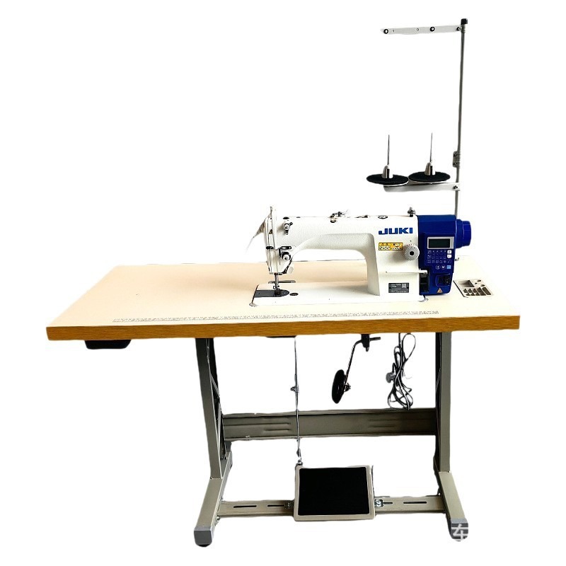 Venta al por mayor nueva máquina pesada JUKI nueva computadora DDL7000A cuatro automática máquina de coser plana máquina de coser industrial de coche plano