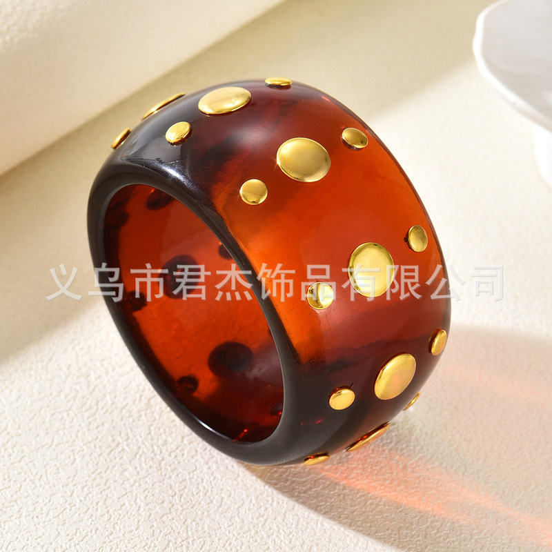 European and American Style Exaggerated Large Resin Bracelet with Studs, Zara-Style Round Stud Bracelet, Fashionable and Unique Hand Jewelry Wholesale