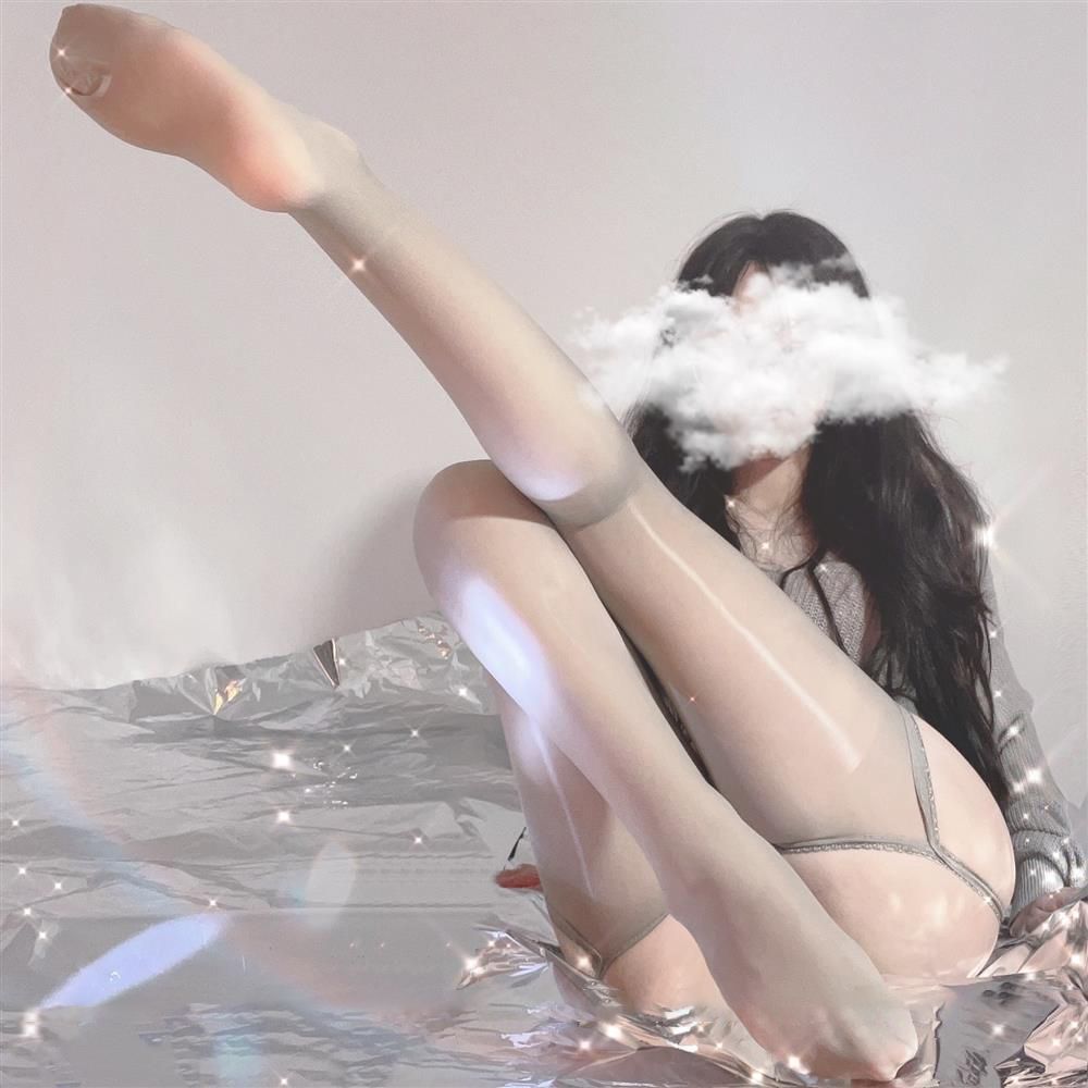 Lace Horse Oil Sling Silk Stockings Aurora Free Sexy Women High Stockings Oil Steel Stockings Black Silk Oil Bright Pantyhose