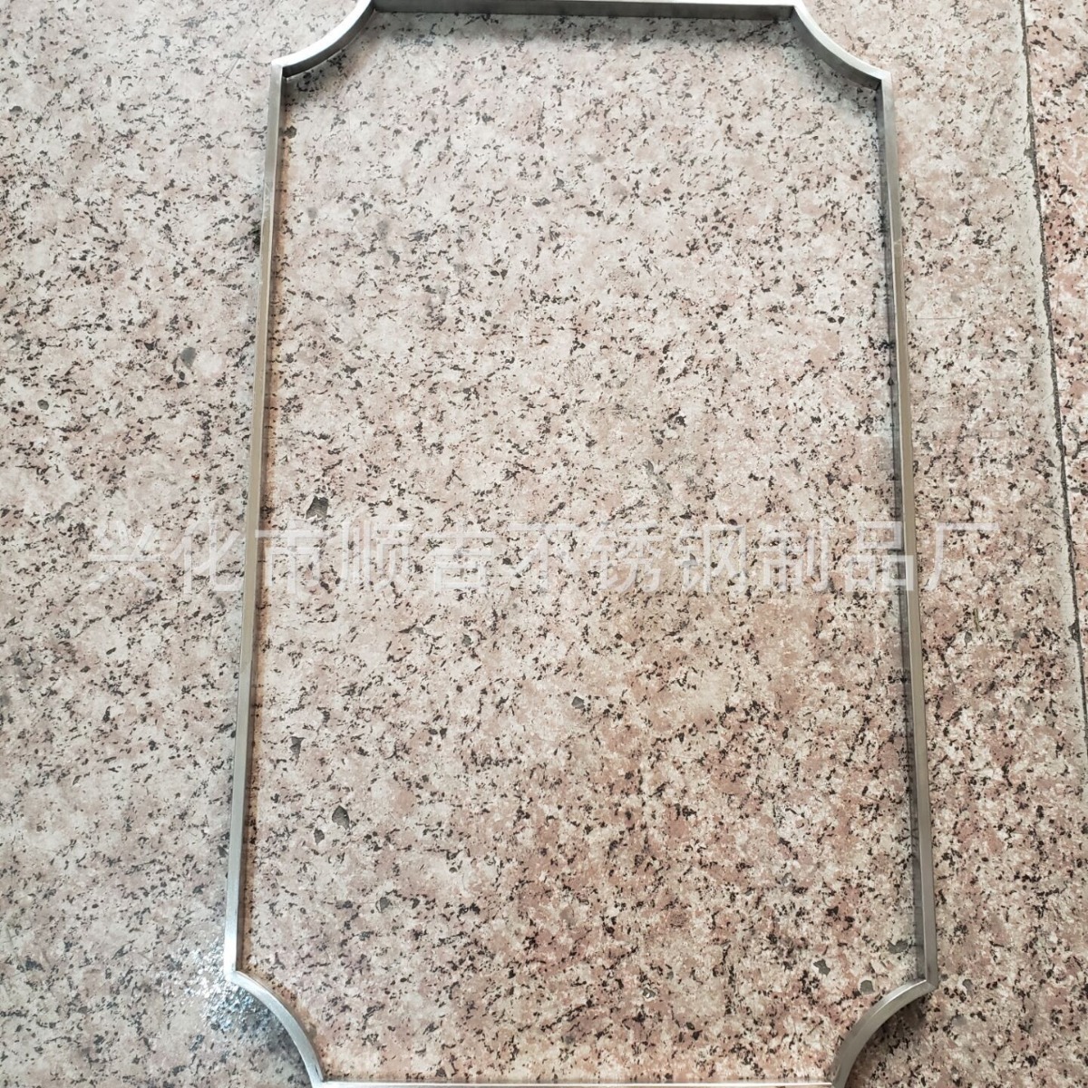 顺吉生产加工 木饰面装饰金属线条 不锈钢钛金无缝焊接框压边极简