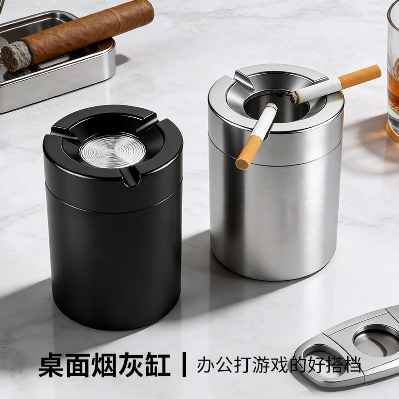 Aluminum Alloy Open-Close Ashtray for Home and Office Desktop Use, High Aesthetic Value, Anti-Drop, High Temperature Resistant, Silver Color, Car Ashtray