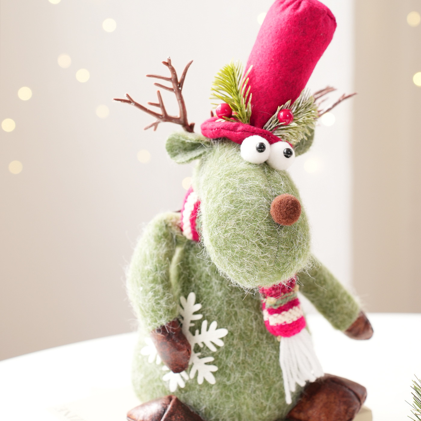 Nuevos productos Santa decoración de escritorio fieltro espuma ciervo muñeca muñeca muñeca de nieve diseño de escena decorativa creativa